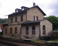 Außenansicht Bahnhofsgebäude Kronweiler
